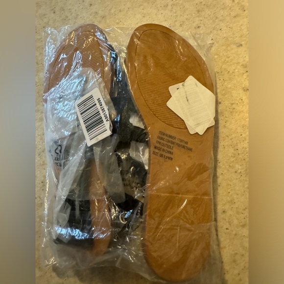 Faux Leather Fisherman Sandal (WW) 8.5 - Picture 5 of 5